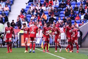 金年会中心-布雷斯特战平对手积分不变吗