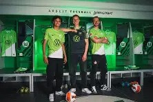 金年会部门-沃尔夫斯堡主场逆转罗马，取得关键胜利的简单介绍