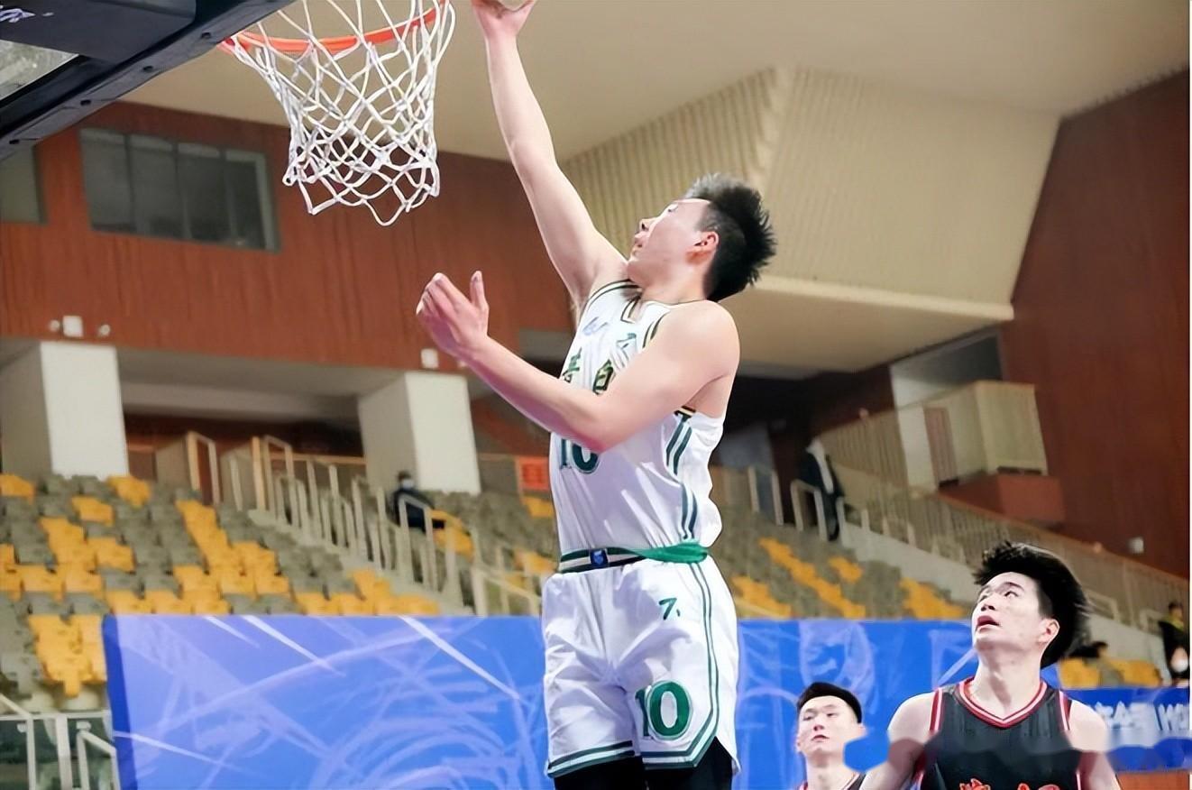 东南欧强队大败晋级赛事，反目观众瞩目回合(无缘2022世界杯的强队)